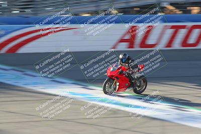 media/Nov-26-2022-Fastrack Riders (Sat) [[b001e85eef]]/Level 1/Session 1 Front Straight/